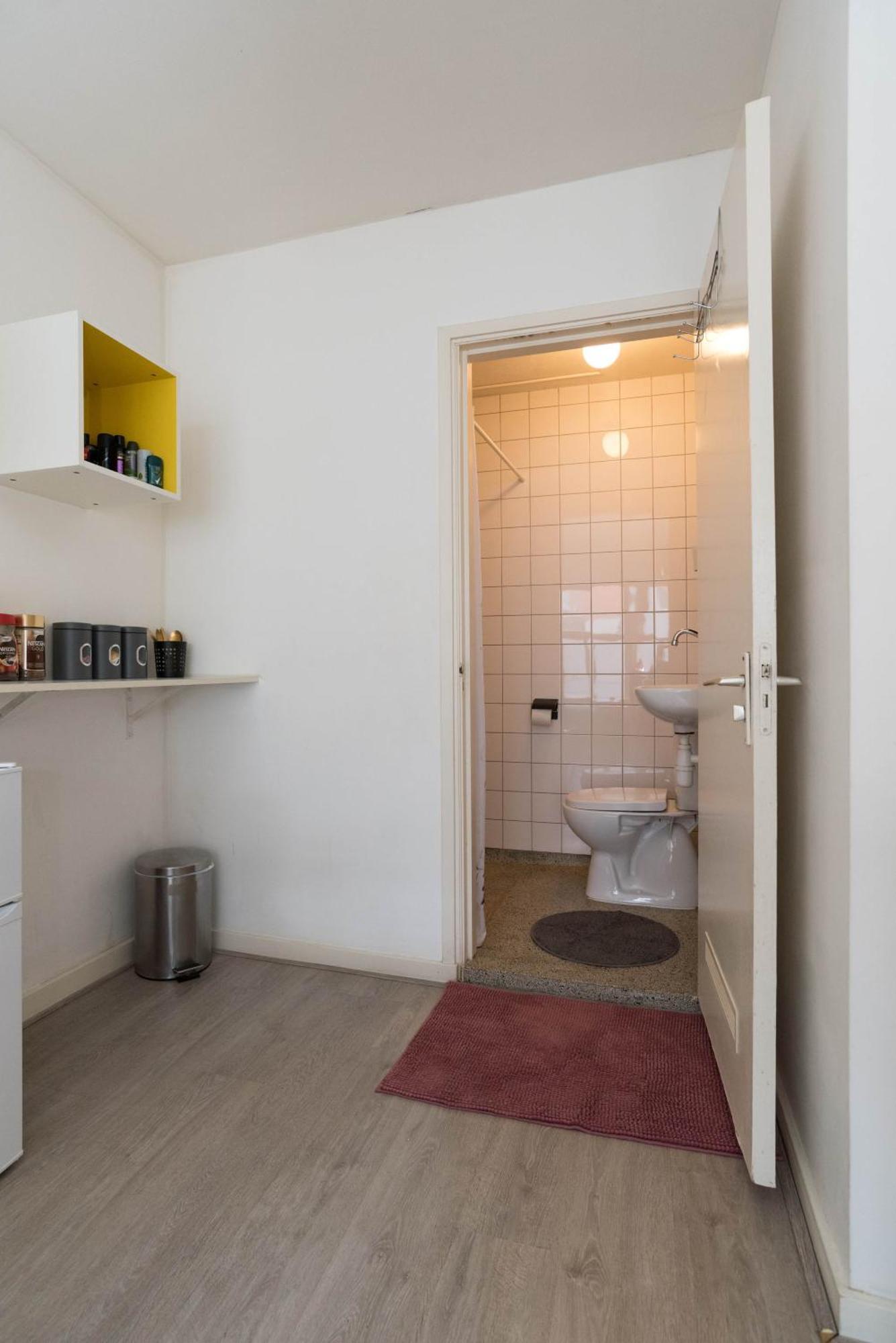Redlight District Private Smokers Friendly Studio أمستردام المظهر الخارجي الصورة